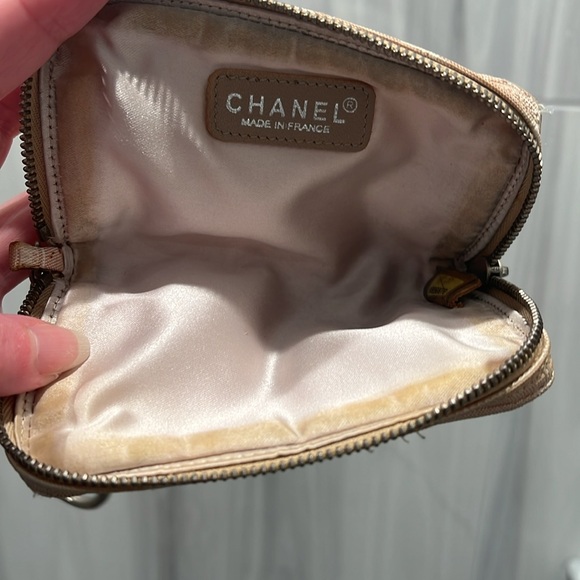 CHANEL Travel Line Coin Purse Case Beige Tan EUC - Picture 9 of 12